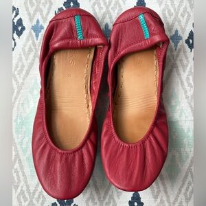 Tieks cardinal Red Leather Flats size 9